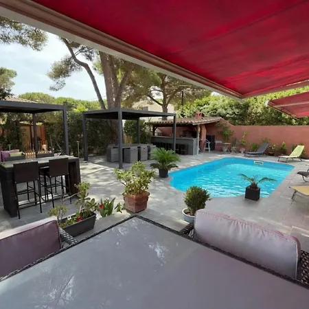 Charming Villa For 6 In Agde *